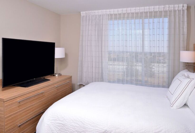 בית מלון כפרי Towneplace Suites By Marriott Ontario Chino Hills