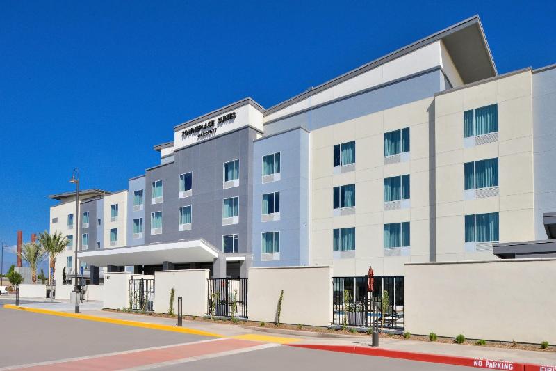 בית מלון כפרי Towneplace Suites By Marriott Ontario Chino Hills