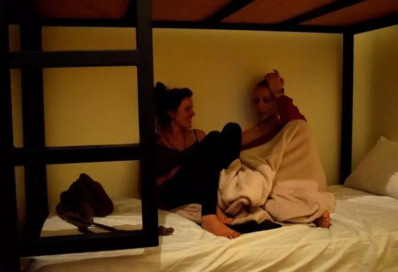 Laughing Leopard Hostel