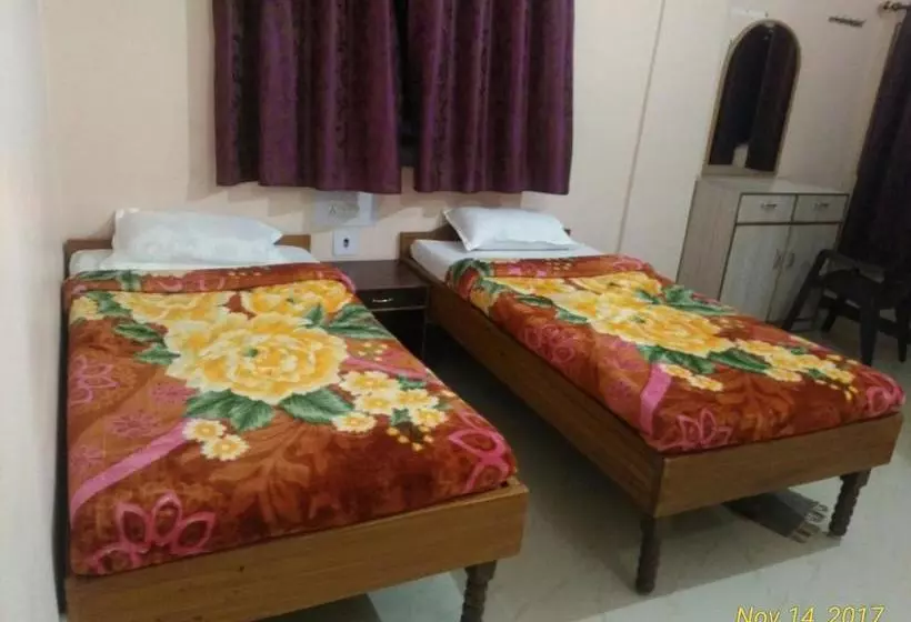 Majatalo Sharda Guest House