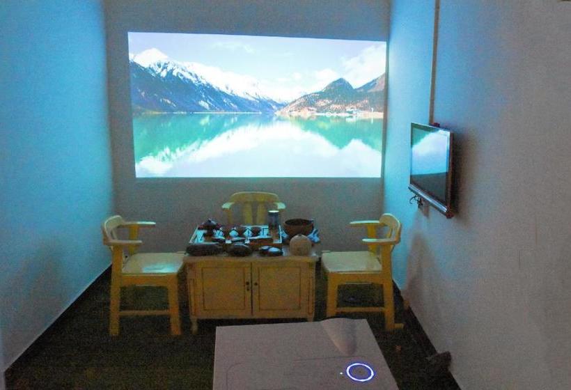 Avatar International Youth Hostel