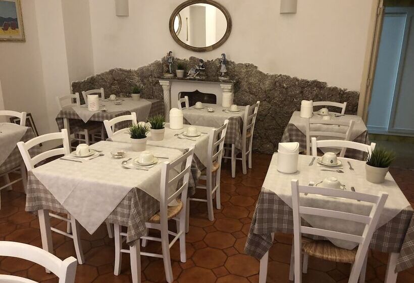 住宿加早餐  Elios Tao