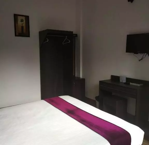 ベッドアンドブレックファースト Landy Queen