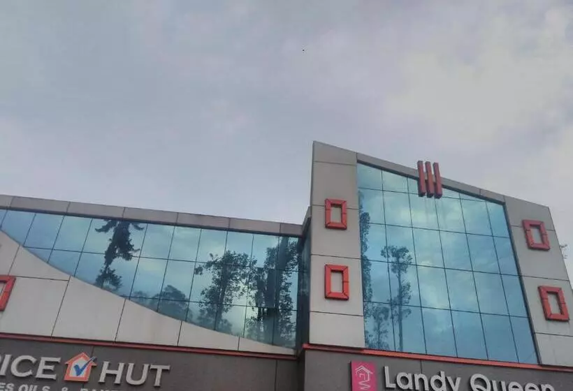 ベッドアンドブレックファースト Landy Queen