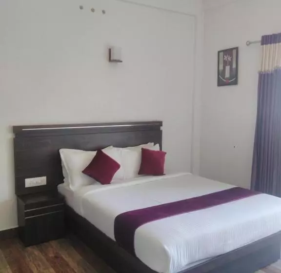 ベッドアンドブレックファースト Landy Queen