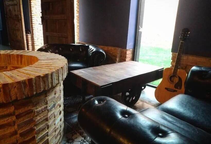 Casa De Los Hidalgos   Hostel