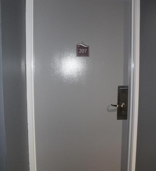 هتل Erth Inn By Aga Los Angeles