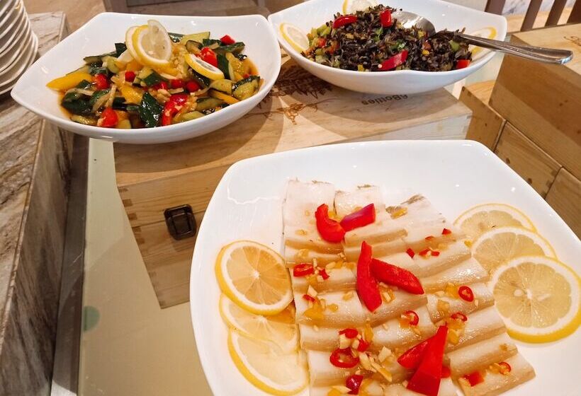 Hotel Holiday Inn Shaoguan Downtown, An Ihg