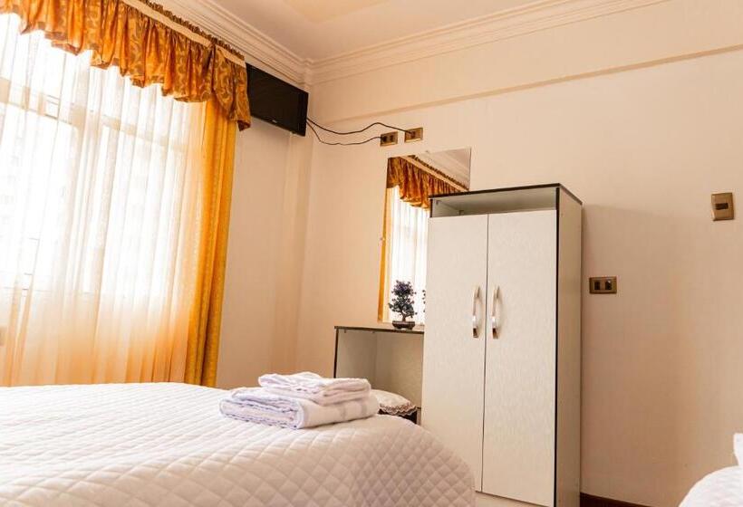 هتل Residencial Velia & Victoria