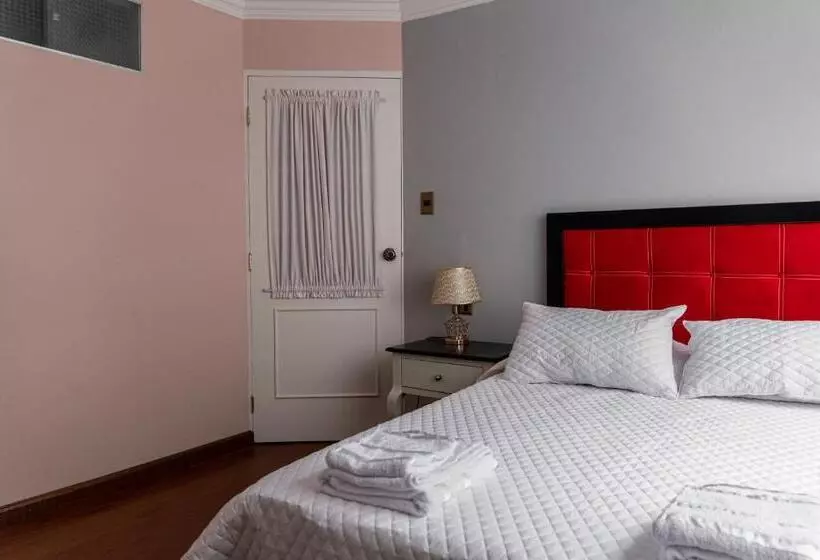 هتل Residencial Velia & Victoria