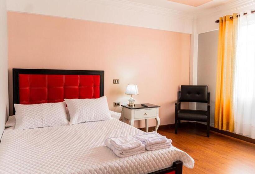 هتل Residencial Velia & Victoria