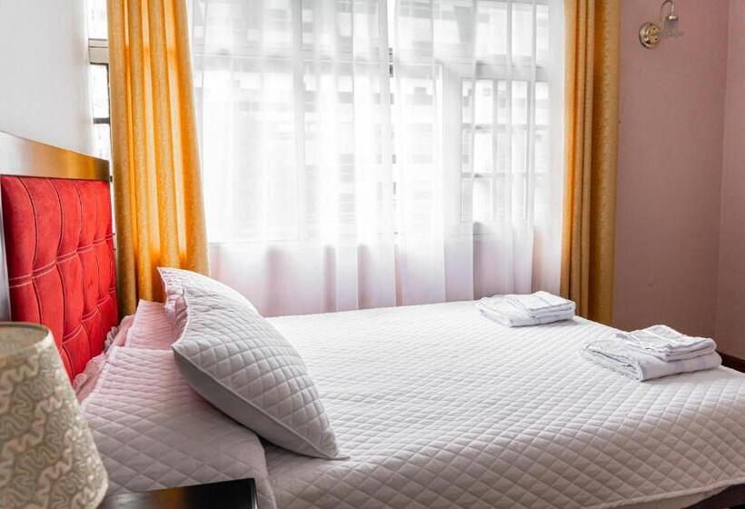 هتل Residencial Velia & Victoria