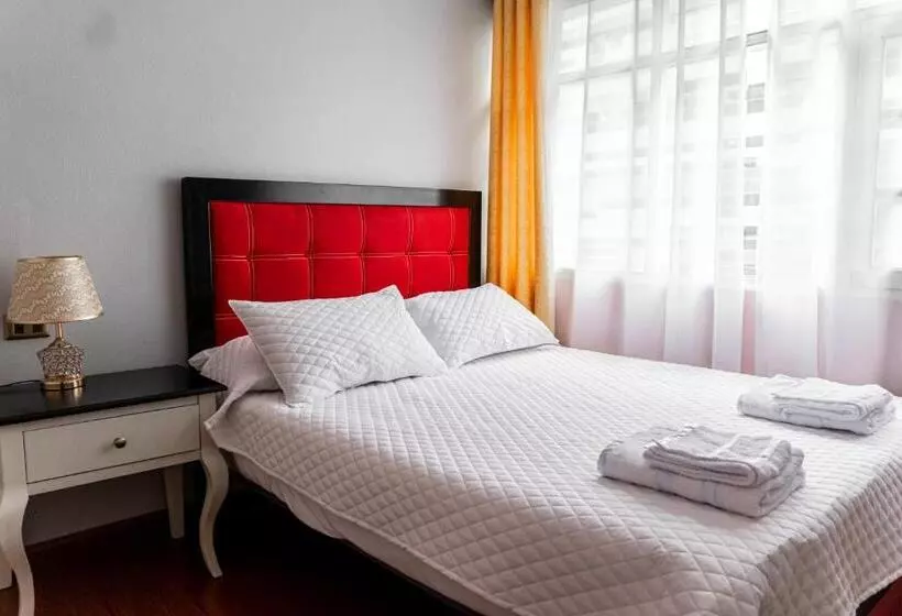 هتل Residencial Velia & Victoria