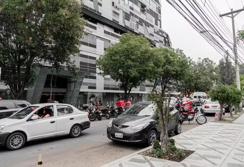 هتل Residencial Velia & Victoria