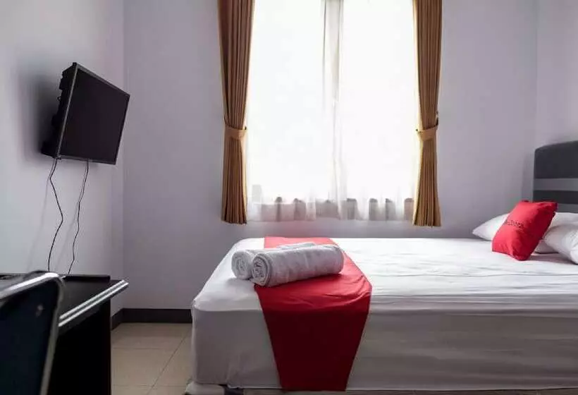 ペンション Reddoorz Near Supermall Karawaci 2