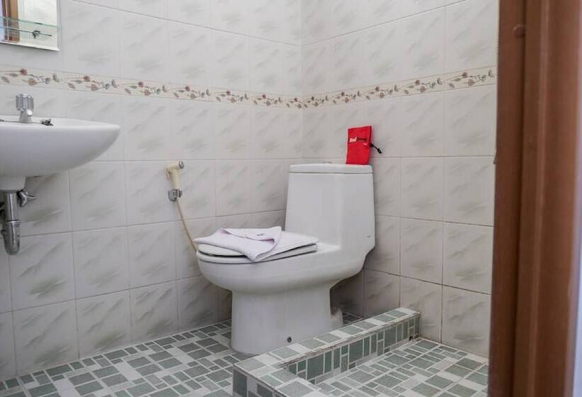 بنسيون Reddoorz Near Supermall Karawaci 2