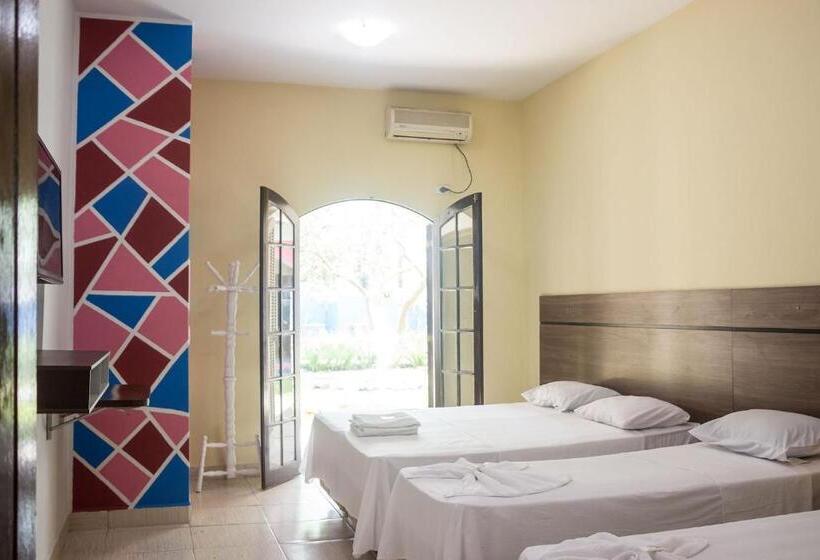 פנסיון The House Plaza