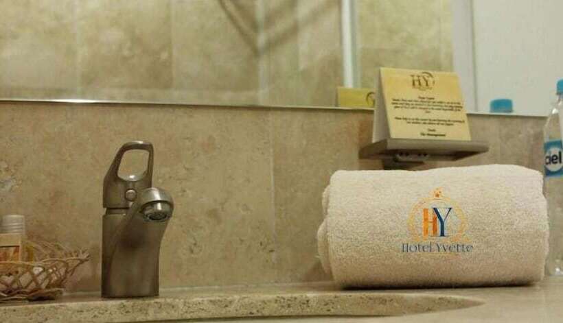 هتل Yvette