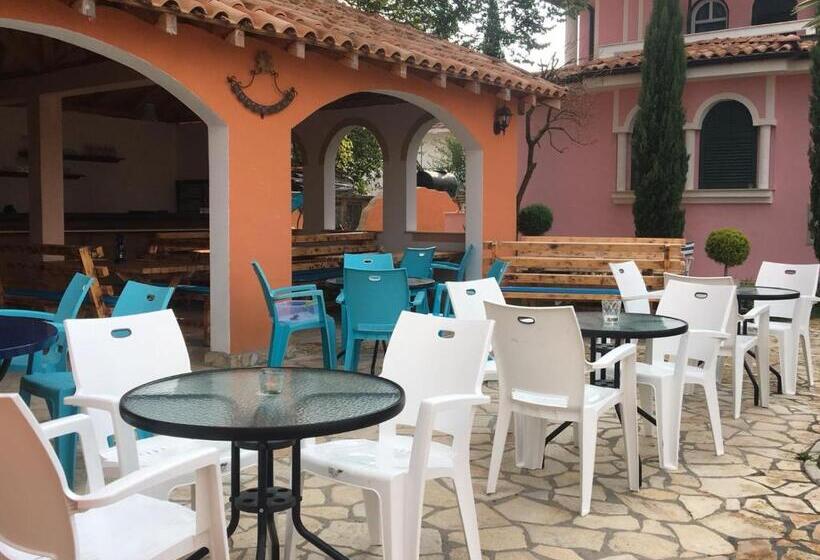 Pensión Casa Selimi