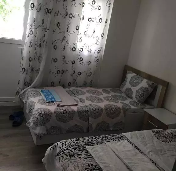 Majatalo Guesthouse Skender Selimaj