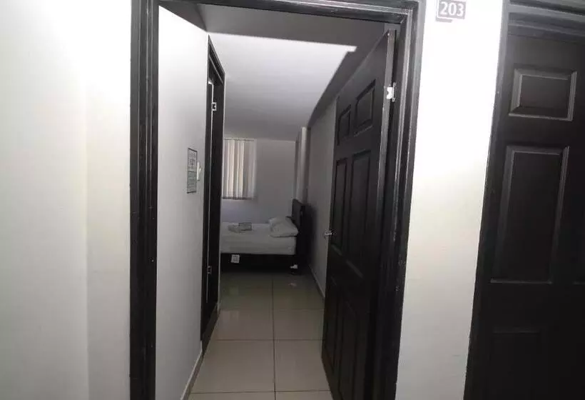 هتل Escorial Ibague