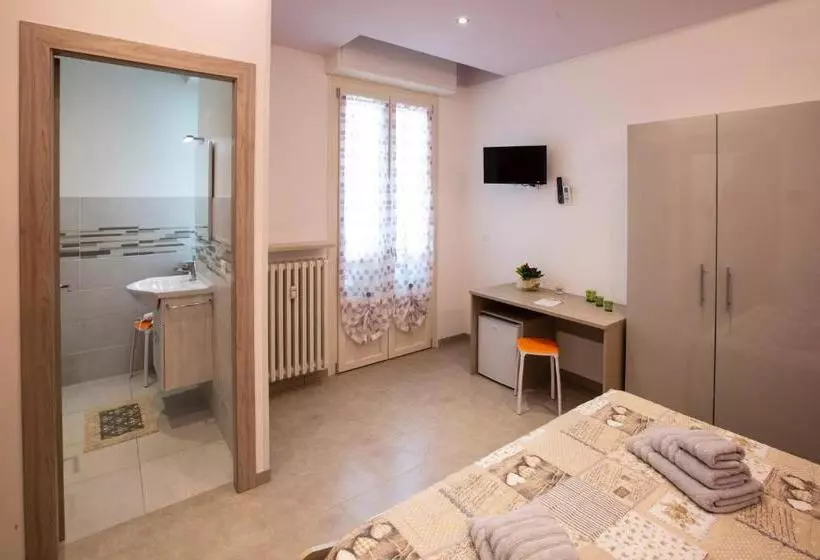 پانسیون Cuneo Bed