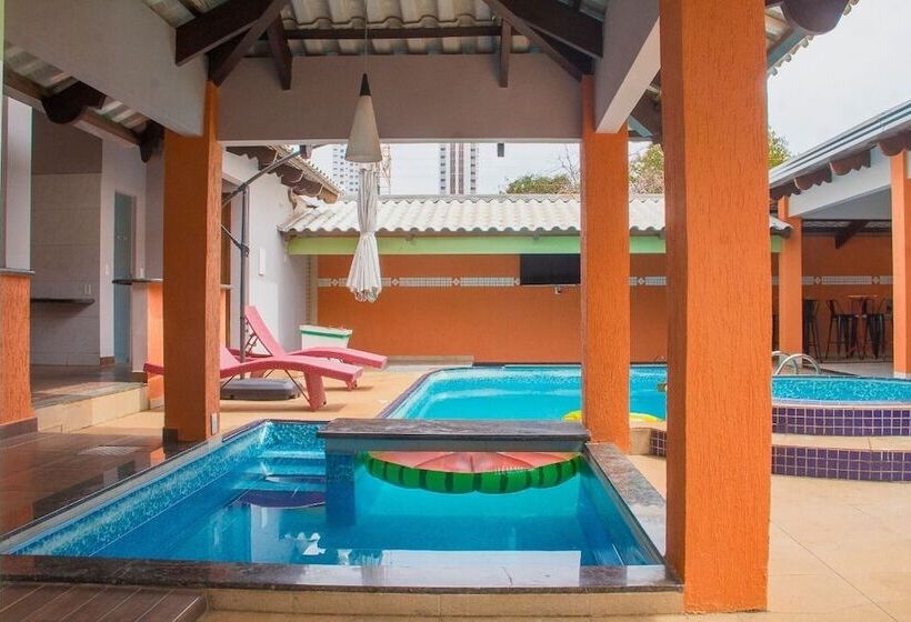 Bed and Breakfast Palmas Hostel