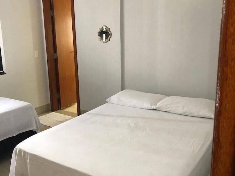 Bed and Breakfast Palmas Hostel