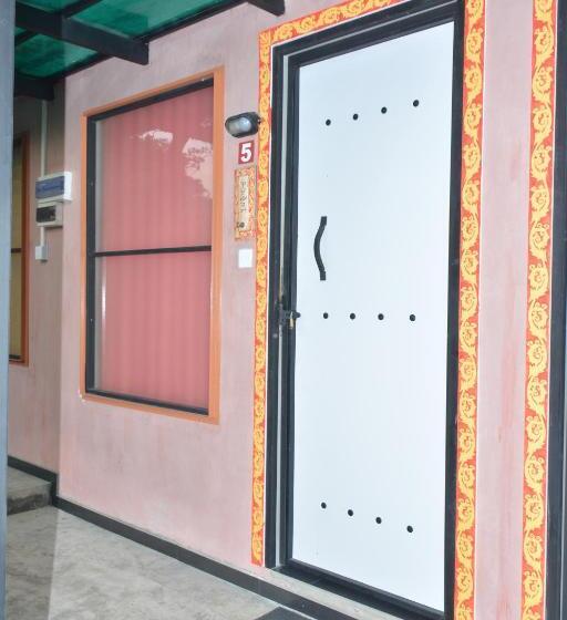 بنسيون Haritha Holidays