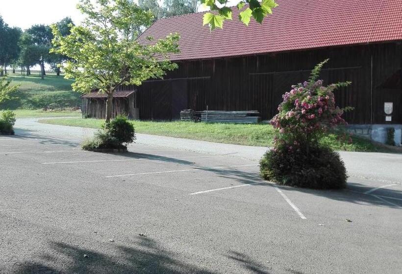 ユースホステル Gasthaus Schachinger