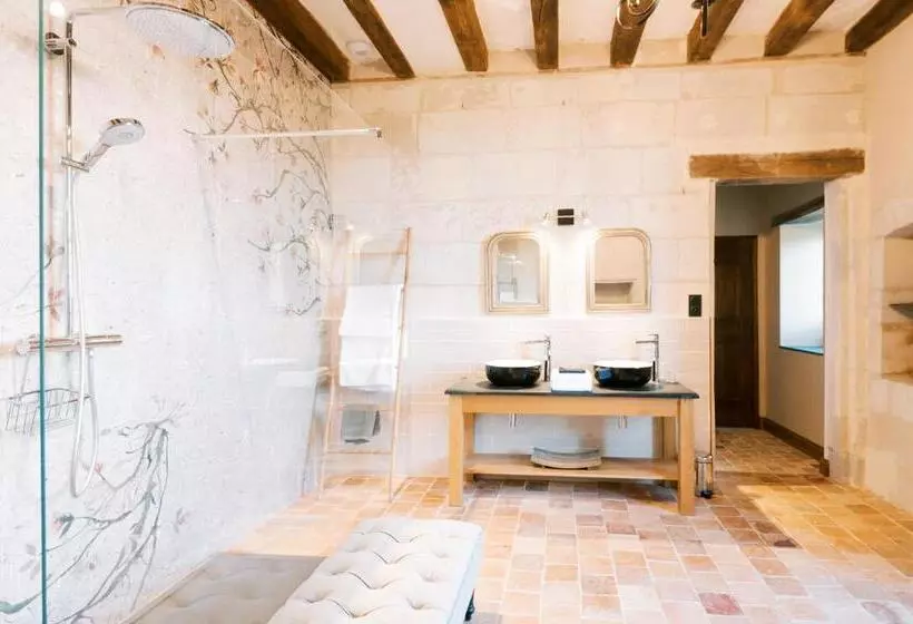 ベッドアンドブレックファースト Manoir De Jouralem