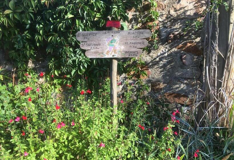 Bed and Breakfast Manoir De Jouralem