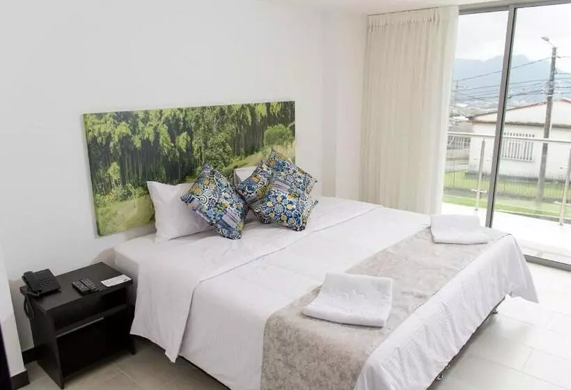 ホテル La Traviata