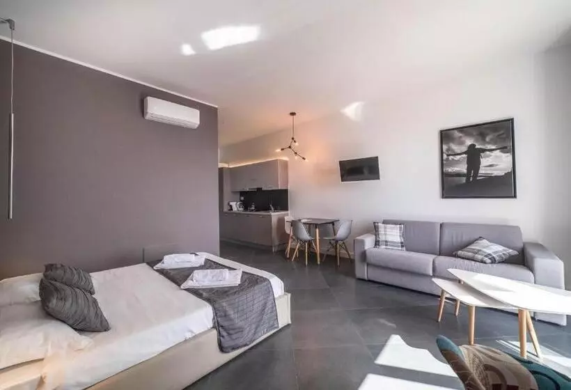 Residenza Nausicaa   50 Meters From The Beach