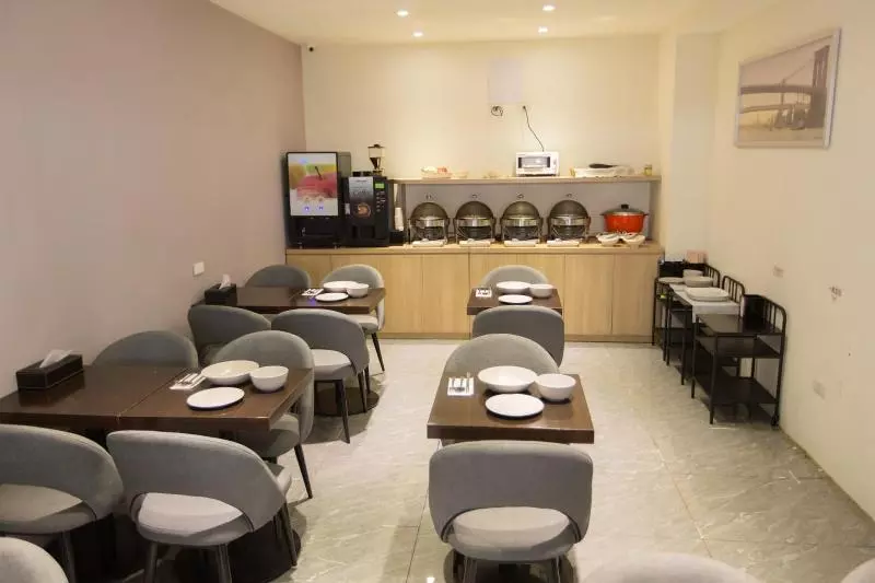 هاستل Tag Inn