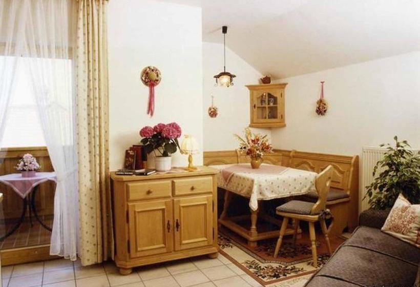 Appartementhaus Haflinger Hof