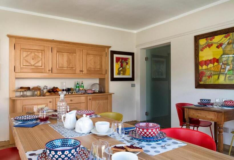 تختخواب و صبحانه Le Petit Lievre