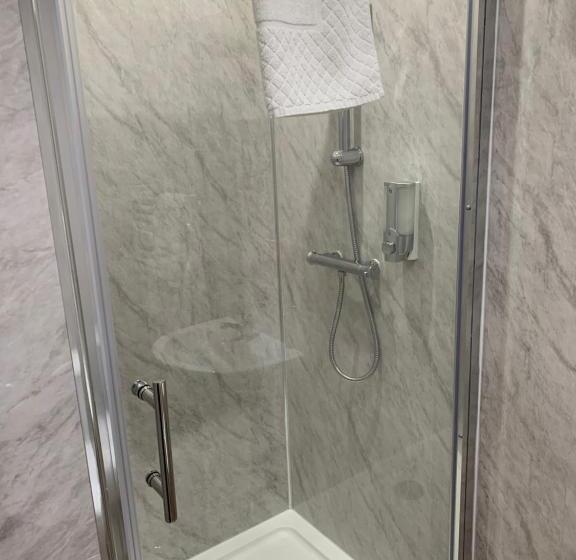 Bed and Breakfast Rooms At The Inn