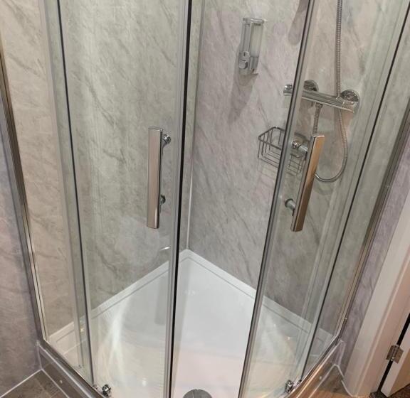 Bed and Breakfast Rooms At The Inn