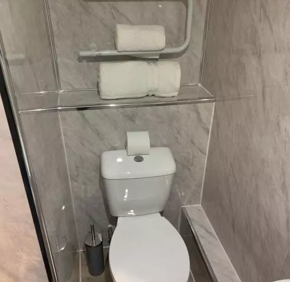 ベッドアンドブレックファースト Rooms At The Inn