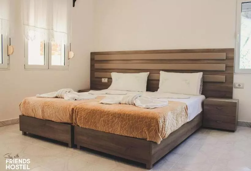 Friends' Guesthouse & Hostel
