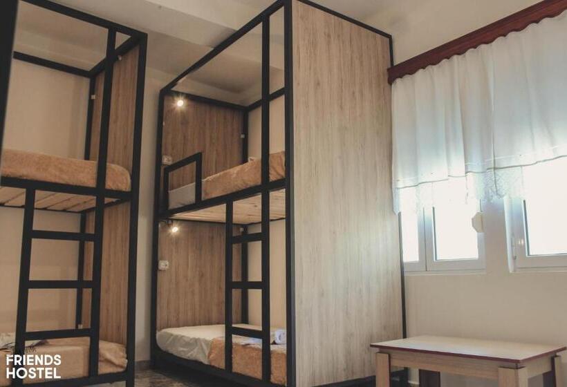 Friends' Guesthouse & Hostel