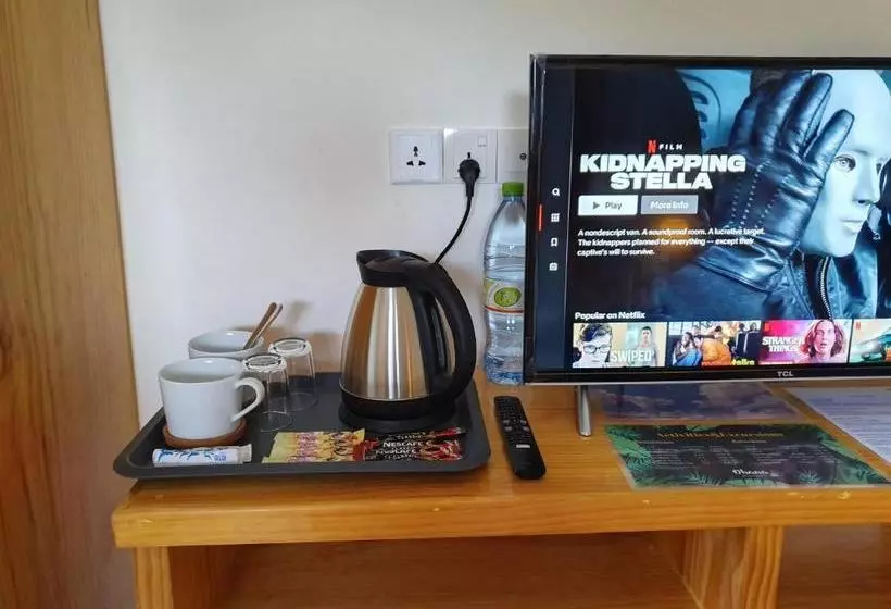 هتل Ohana Maldives