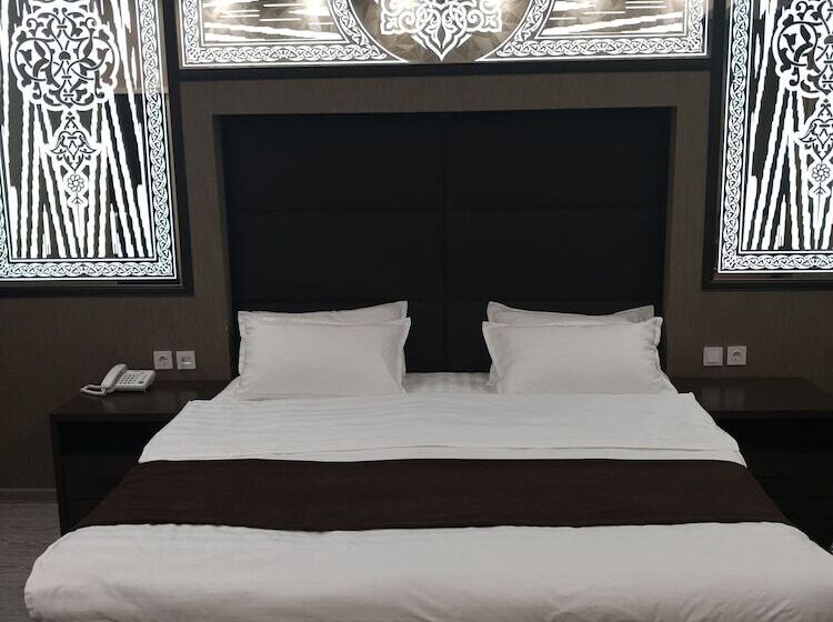 Safir Business Hotel O