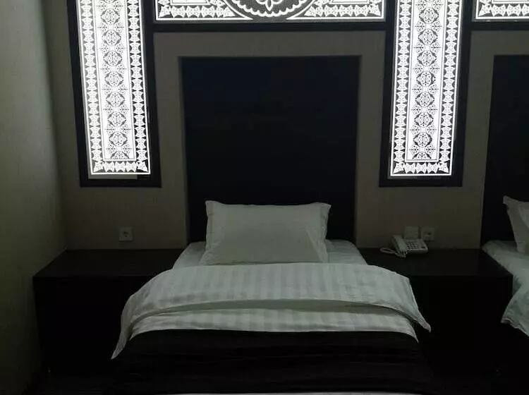 Safir Business Hotel O