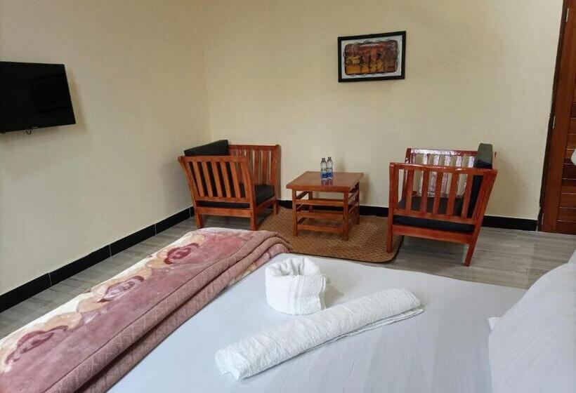پانسیون Chibuba Airport Accommodation