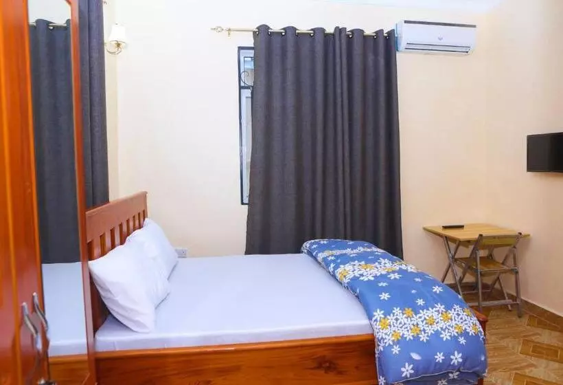 پانسیون Chibuba Airport Accommodation