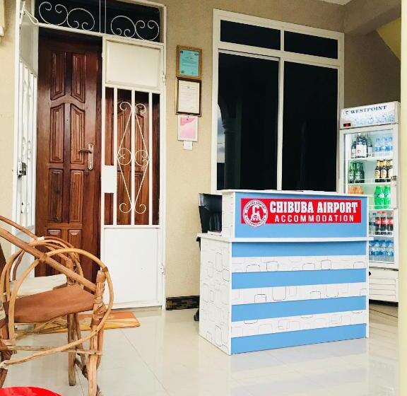 پانسیون Chibuba Airport Accommodation