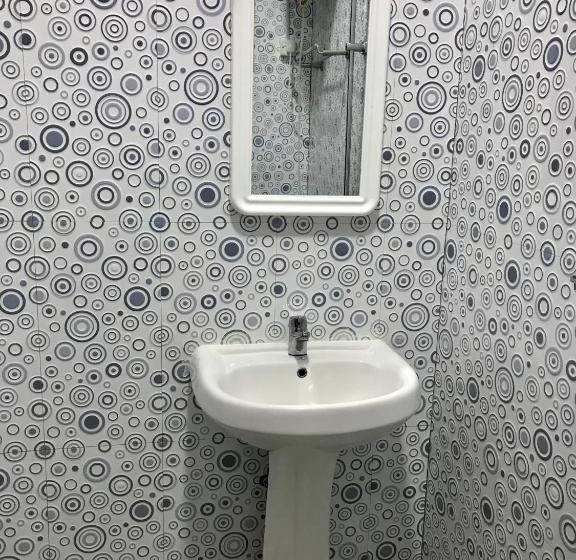 پانسیون Chibuba Airport Accommodation