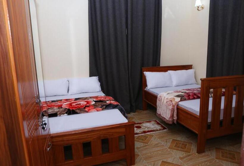 پانسیون Chibuba Airport Accommodation